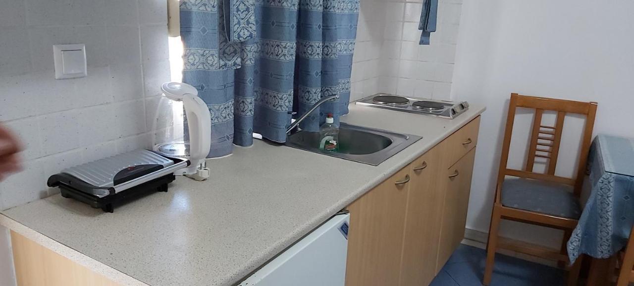 Aparthotel Gerasimos Menídion Esterno foto